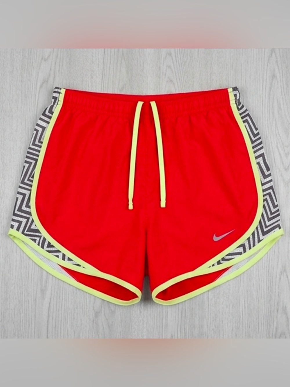 Nike Running Shorts Size Large